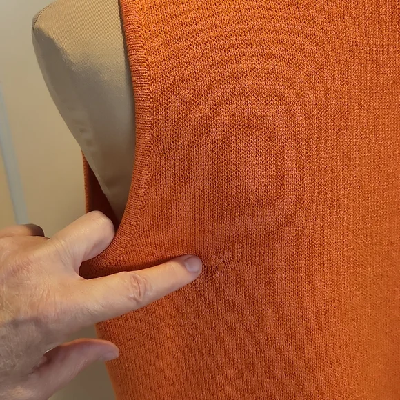 St. John Jacket/tank set, 6, S - Picture 13 of 16